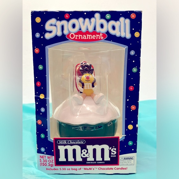 M&M’s ORNAMENT, RED & YELLOW M&M On Sled/SLEIGH, SNOWBALL NEW OPEN BOX - Picture 5 of 13